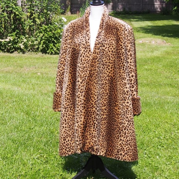 Marvin Richards Jackets & Blazers - J Percy for Marvin Richards vtg swing leopard coat
